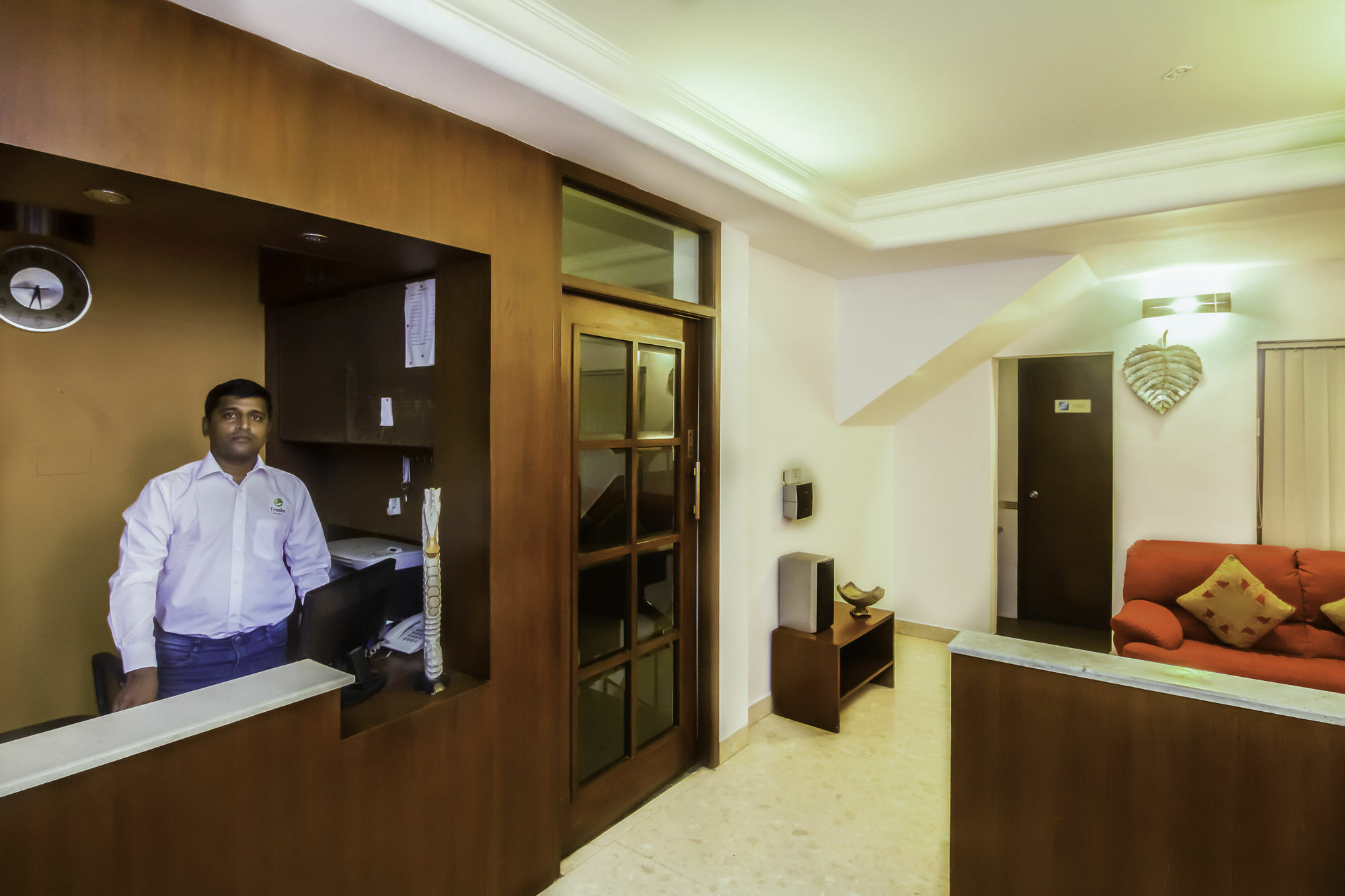 Treebo Angson Hotel Ченай Екстериор снимка