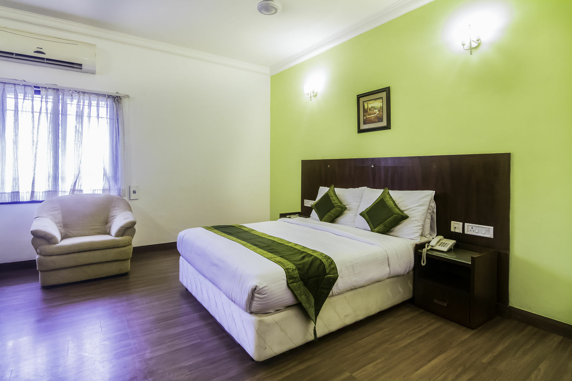 Treebo Angson Hotel Ченай Екстериор снимка